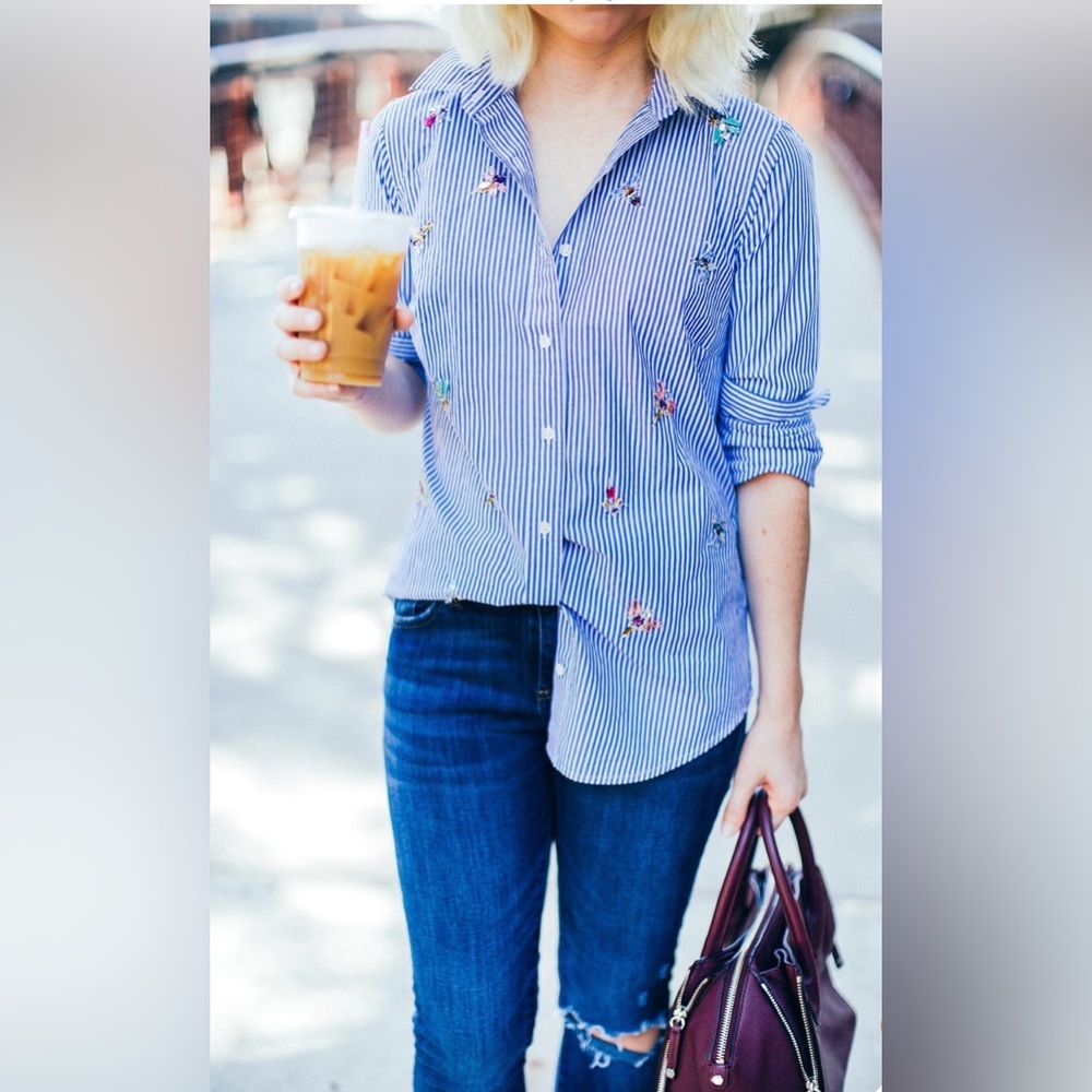 Talbots Rhinestone Gemstone Jeweled Bug Bee Jeweled‎ Button Down Shirt Bedazzled